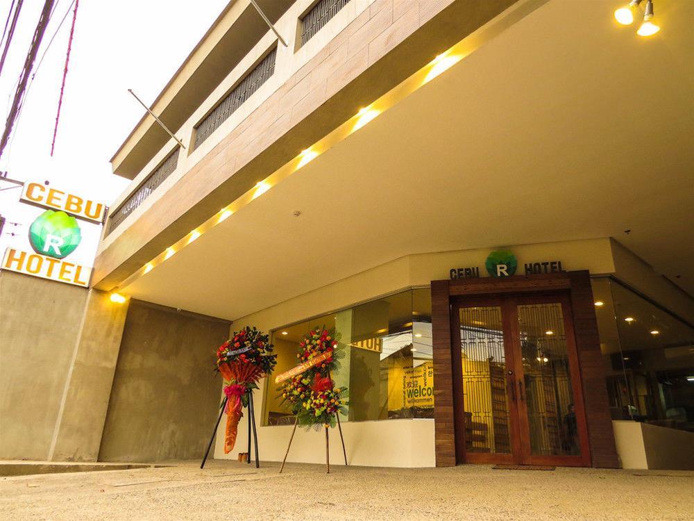 Cebu R Hotel Mabolo Екстер'єр фото