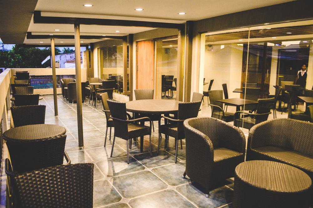 Cebu R Hotel Mabolo Екстер'єр фото