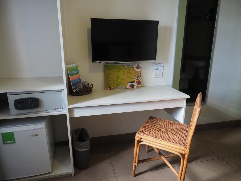 Cebu R Hotel Mabolo Екстер'єр фото