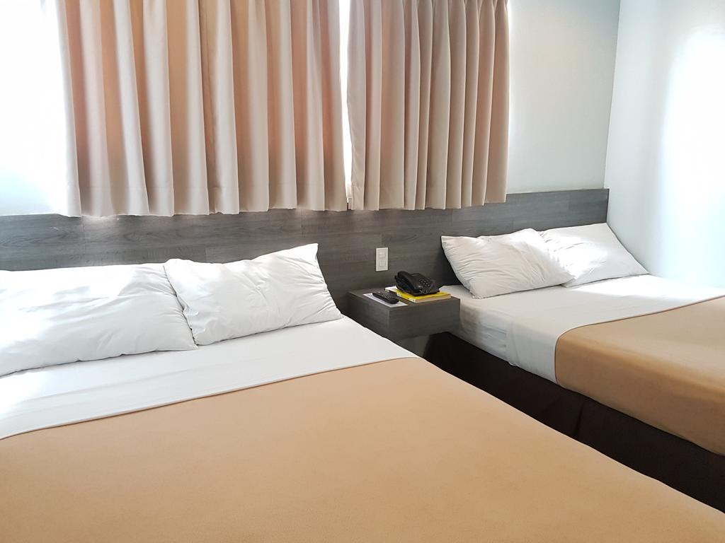 Cebu R Hotel Mabolo Екстер'єр фото